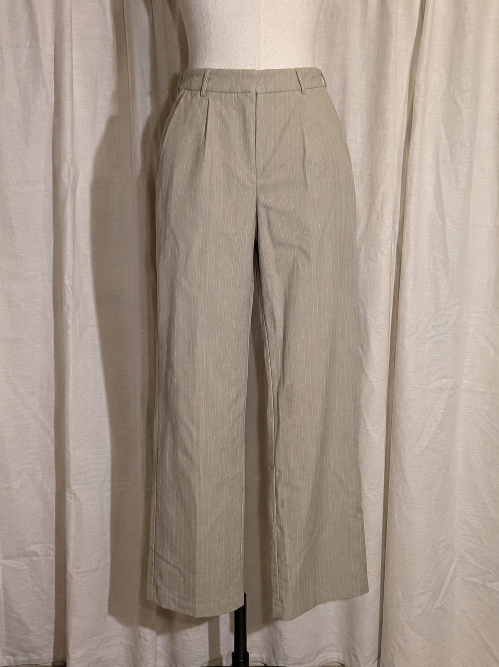 Edit by Nine Beige Pinstripe Wide Leg Trouser Pants Size M